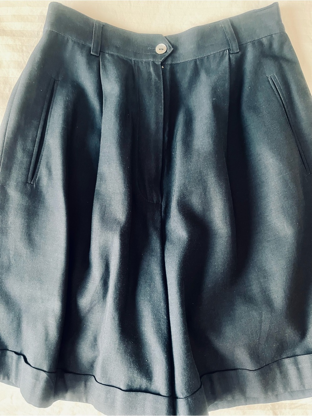 Nordstrom Classiques Navy Silk Bermuda Shorts Size 4
